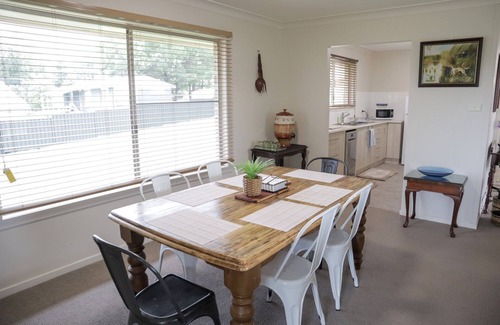 Tenterfield House | Family Retreat in Central Tenterfield