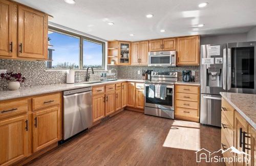 Northwest Arvada House | Family Retreat W Yard & Game Room