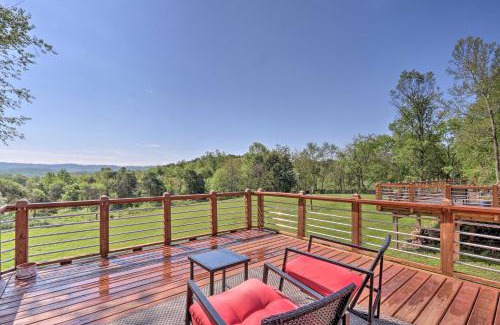Berryville House | Family Retreat with Deck Near Appalachian Trail!
