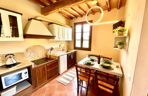 Santa Luce Apartment | Family room