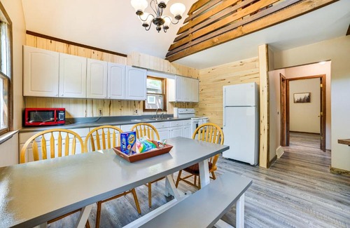Higgins Lake House | Family Roscommon Home - 3 Mi to Higgins Lake