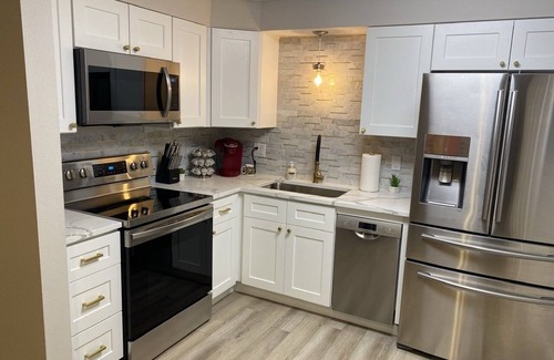 Spokane Valley Apartment | ❤️‍🔥Family Space, Easy Access near Brown’s Park 🛹🏐🏀💦Apt 1