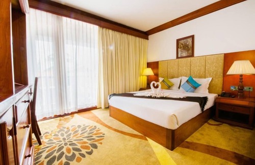 Taphul Village Area Hotel | Family Suite Room with Pool View at Angkor Year Theme Hotel