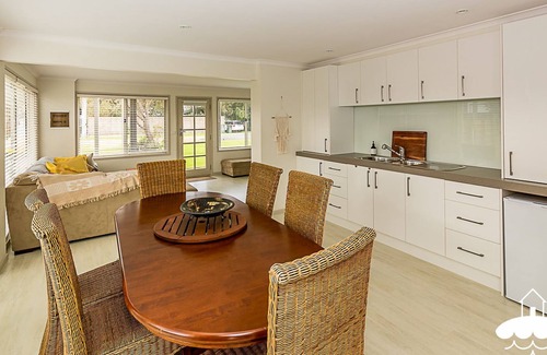 Sandy Point House | Family Tidez, Sandy Point