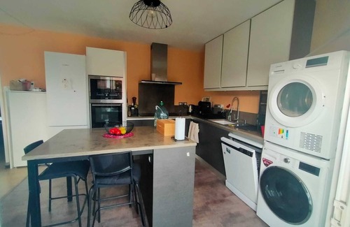 Quartier du Stade House | Family townhouse with garden close to shops and beach.