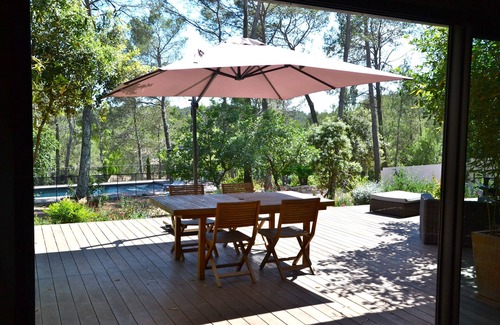 Assas Villa | Family villa in the heart of the vineyards, heated swimming pool and garden