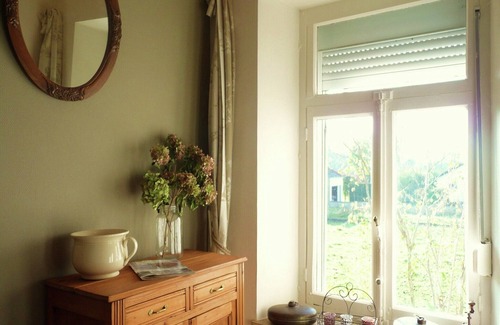 Jamoigne Cottage | Family Villa Near Forest