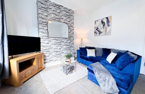 Hillsborough House | FamilyRelocation I Contractors I Business