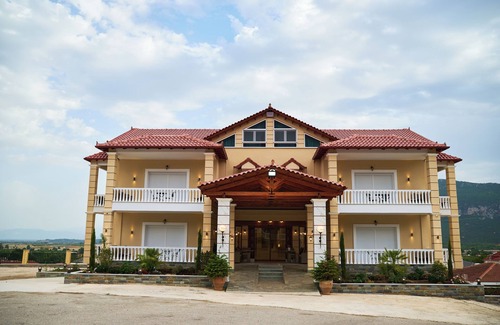 Kalambaka Apartment | Famissi Suites 6