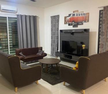 Bandar Sri Sendayan Villa | FangFei Homestay