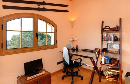 Sant Cebria de Vallalta Villa | Fantastic pool, garden and great views. Free wifi, a/c