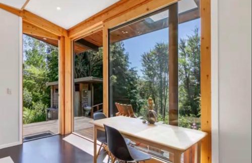 Takaka House | Fantail’s Nest in the forest