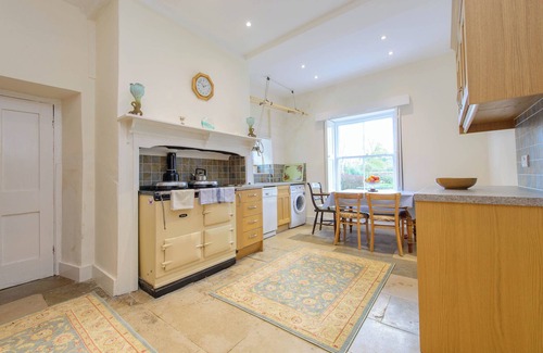 Milborne Saint Andrew House | Fantastic 17th century farmhouse in stunning Dorsett