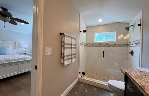 Anaheim Resort House | Fantastic 6 bedroom, 45 bath home (4 master Suites), pool home
