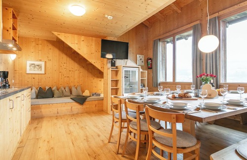 Ramsau im Zillertal Apartment | Fantastic apartment with sauna near Mayrhofen