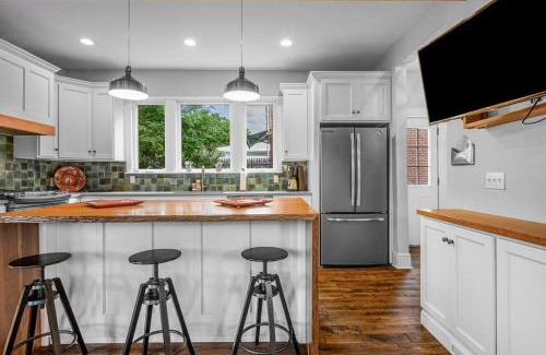 Mount Washington House | Fantastic Family Home in Central Mount Washington