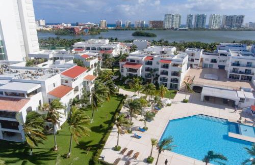 Punta Cancun Apartment | Fantastic family villa on the best beach of Cancun