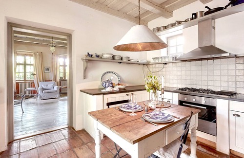 Szirak House | Fantastic holiday in a stylish & luxurious designer Country House near Budapest
