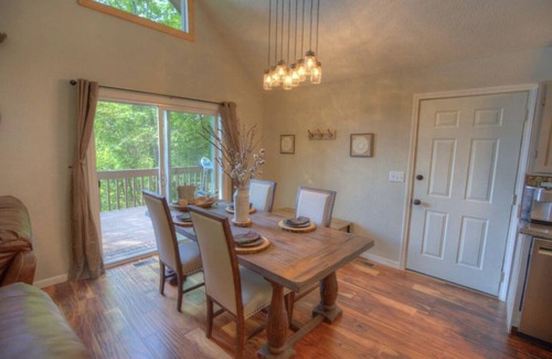 Unaka Cabin | Fantastic long range Mountain Views and sunrises.