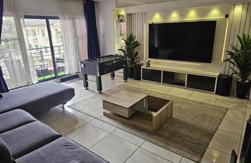 Ofin Apartment | Fantastic Oniru Estate Apartment