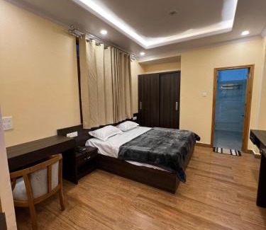 Sanjauli Apartment | Fantastic Three Bedroom Apartment