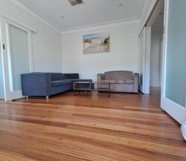 Glenroy House | Fantastic Three Bedroom Home Close to City and Airport