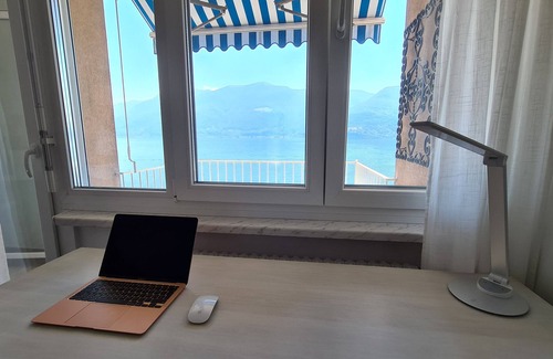 Brissago Apartment | Fantastic view with vacation apartment Lago Maggiore, 80m2, 4 persons, renovated