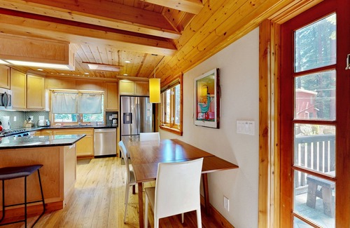 Northwood House | Fantastic Wooded Gem W/Private Hot Tub, Free WiFi, Furnished Deck, & Gas Grill