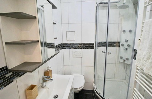 Schwetzingerstadt Apartment | Fantastische Moderne und Zentrale Wohnung mit Balkon