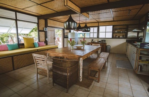 Moorea-Maiao Cottage | Fare Eimeo - Local-Chic Beachfront Cottage
