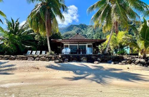 French Polynesia House | Fare Matairoa - 2BR Beach Cottage
