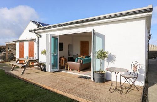 Cemaes Bay House | Farm Cottage
