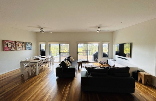Bulahdelah Other | Farm retreat- scenic Mid Coast Council area, close to Myall Lakes, Pet Friendly!
