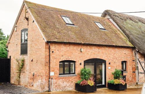 Quedgeley Apartment | Farm stay close to Shakespeare's Stratford-upon-Avon