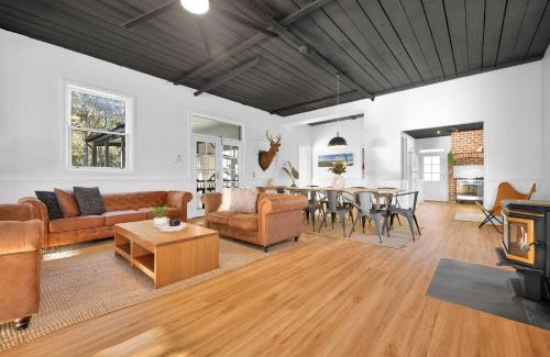 Falls Creek House | Farm Stay Jervis Bay
