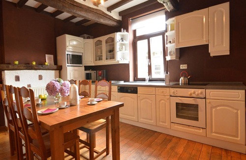 Teuven House | Farm Stay with Sauna, Teuven
