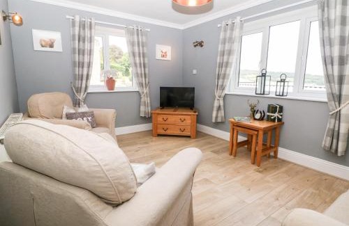 Painswick House | Farm View Lodge