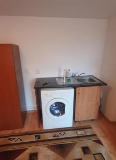Cluj-Napoca Apartment | Farmec vintage4