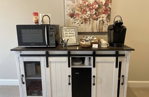 Salunga-Landisville House | Farmhouse 2 bedroom suite @ Nookside Stables
