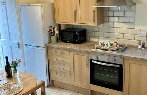 St Ishmaels Condo | Farmhouse Annex Summa