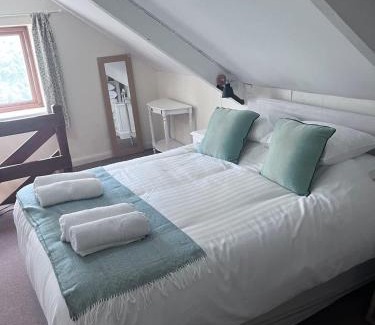 St Ishmaels House | Farmhouse Apartment