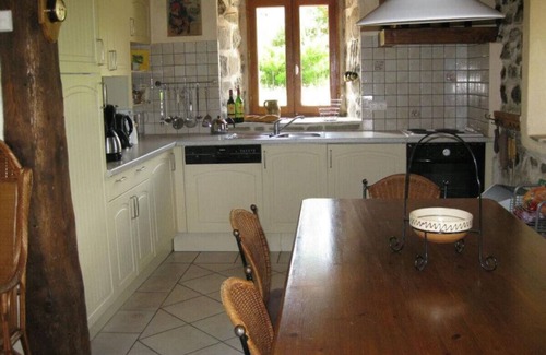 Le Claux Cottage | Farmhouse Auvergne Mountainview