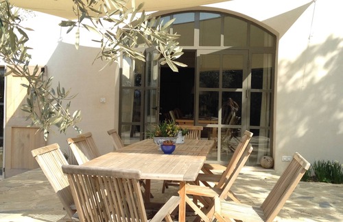 Sardan Apartment | Farmhouse B&B on equestrian estate/pool