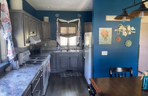 Hall County Other | Farmhouse - Hattie’s 1898 Homestead