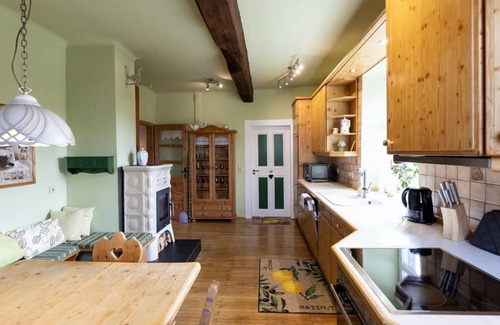 Birkenfeld Apartment | Farmhouse - Holiday home Zur alten Linde