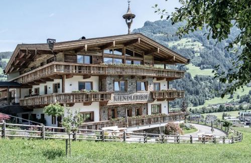 Schwendau House | Farmhouse in Schwendau near Ski Lifts