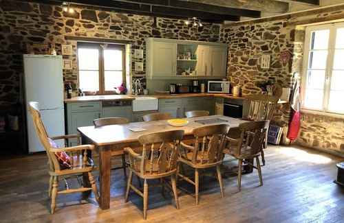 Saint-Paul-la-Roche House | Farmhouse With Sole Use Of Private, Heated Pool In Peaceful, Rural Location