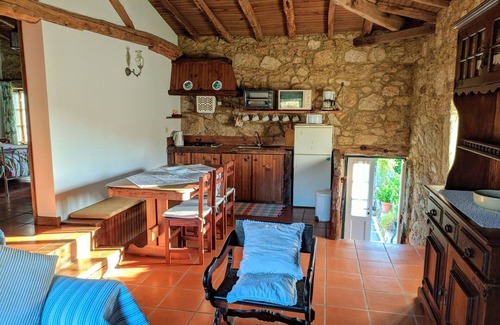 Rates House | Farmhouse with swimming pool and tennis court!