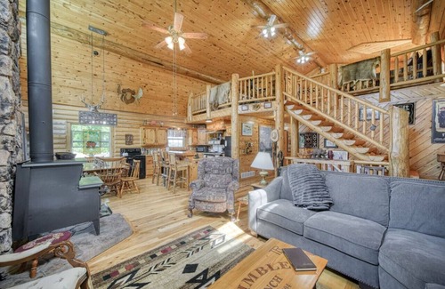 Rigby Cabin | Fast WiFi|Fly Tying|Foosball