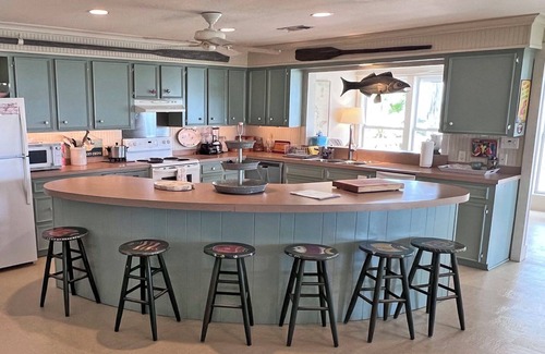 Grand Isle House | Faye DoDo - Beachfront - Island Realty